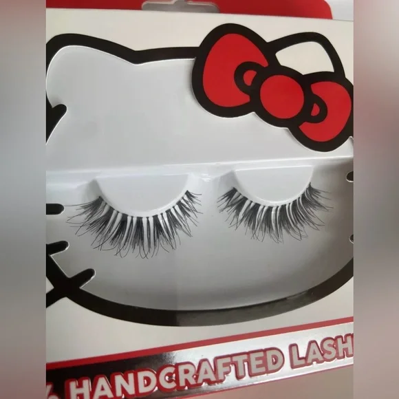 The Crème Shop x Sanrio Hello Kitty 100% Handcrafted Lashes – Wispy Wink NWT - Picture 4 of 6